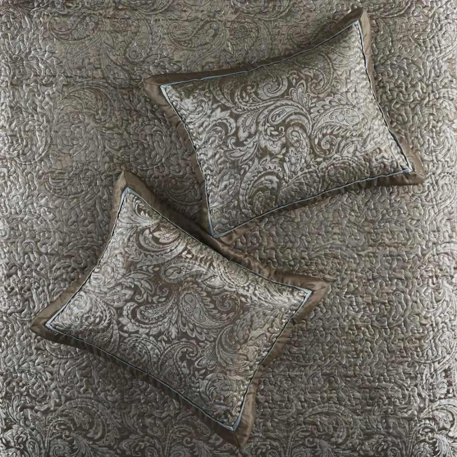 5 Piece Jacquard Bedspread Set with Throw Pillows